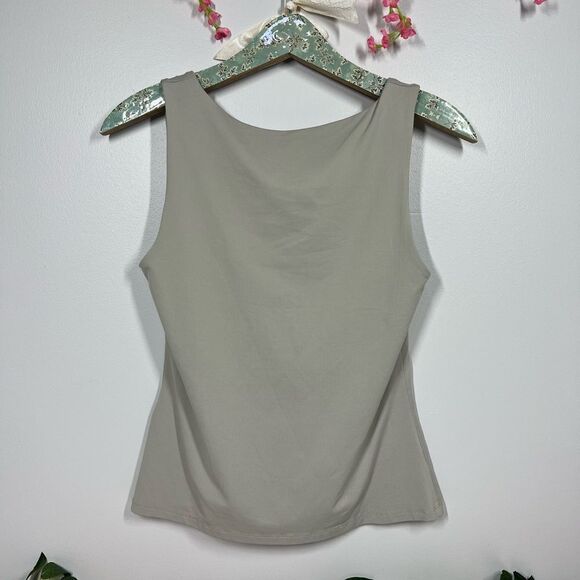 H&M Tank Top - Picture 4 of 6